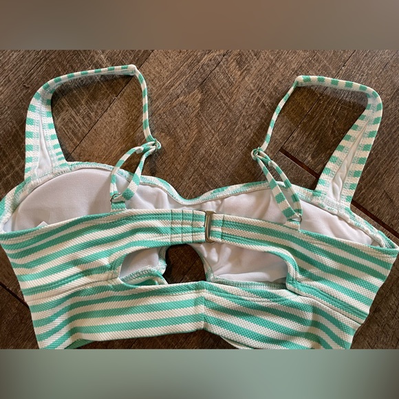 Shade & Shore Stripe Bikini Medium Excellent Condition - Picture 4 of 8
